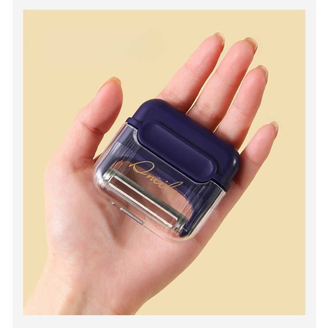Decojitor/Curatator manual de legume si fructe, Flippy, portabil, cu magnet, doua lame, Inox, Mov, 6.7x6x1.6 cm