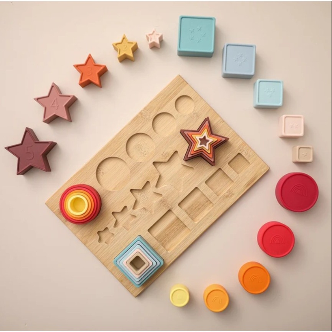 Jucarie Educativa, Flippy, +12 Luni, Tip Montessori, din Lemn si Silicon, Forme Geometrice Stivuibile, 15 Piese, 27 x 19 cm, Multicolor