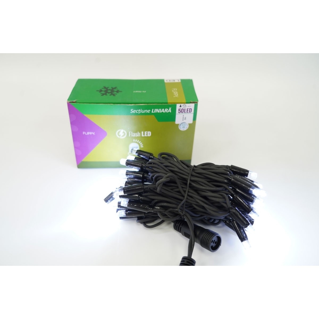 Instalatie Craciun Profesionala de Exterior IP65, 163 m, 1630 Led-uri Mari ,Liniara, Alb rece, Interconectabila, Prelungitor 1.5 m inclus, Fir Negru, Vafy