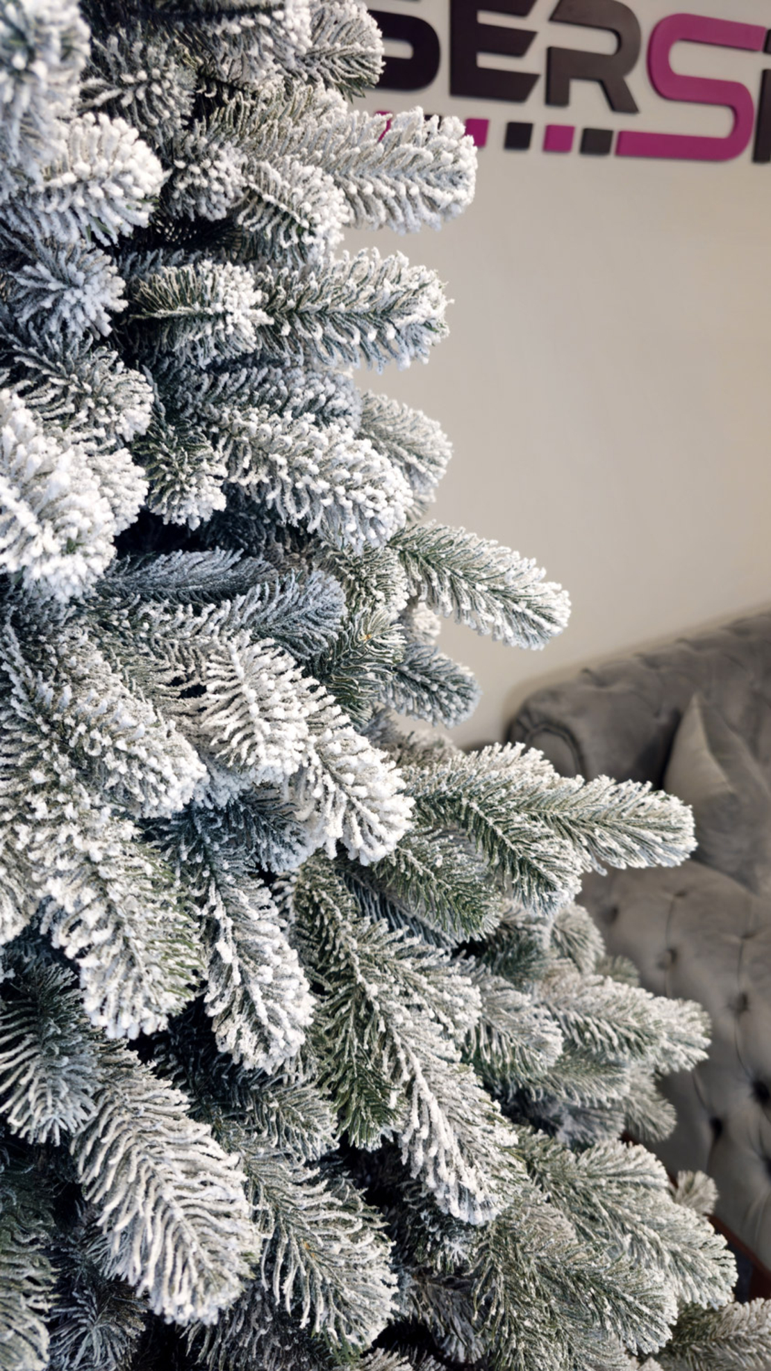Brad artificial Christmas Deluxe by Sersimo, Kovalivka Select nins, integral 3D, 210cm