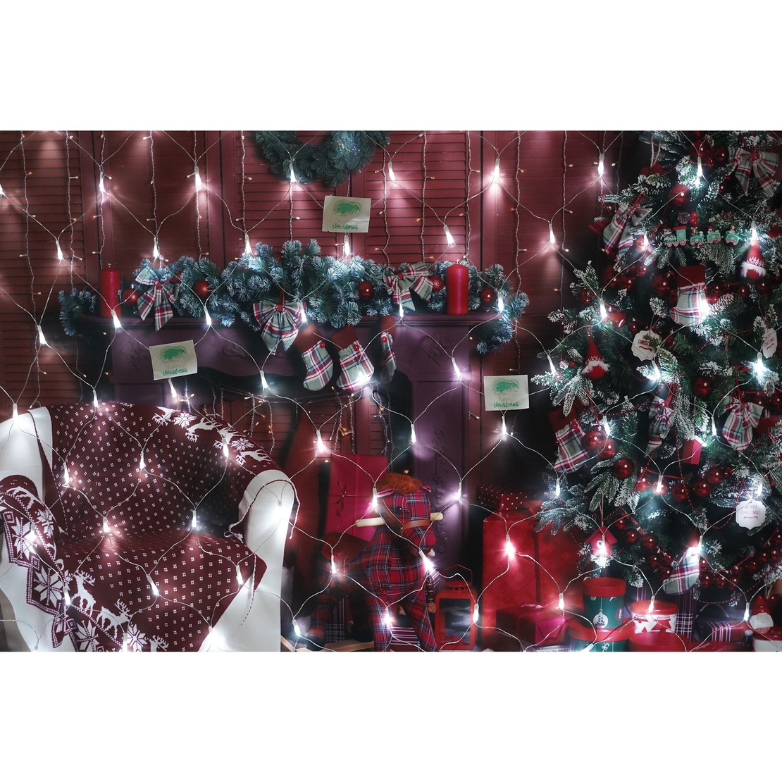 Sectiune Instalatie de Craciun Vafy, Tip Plasa, 120 LED-uri, 1.5 x 1.5 m, 8 jocuri de lumini, Interconectabila, Fir transparent, Alb rece