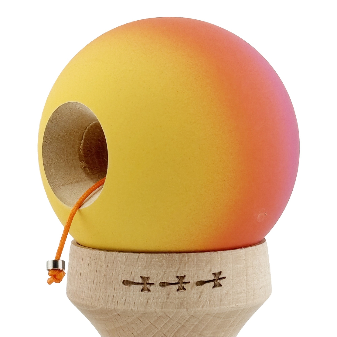 Kendama X Originala, Profesionala, Flippy, Cupe Mari KING SIZE V3, Rubber Grip, Gaura in Baza, Rulment Metalic, din lemn 18 cm, Ata 62/65 cm, Gradient Roz/Rosu/Galben