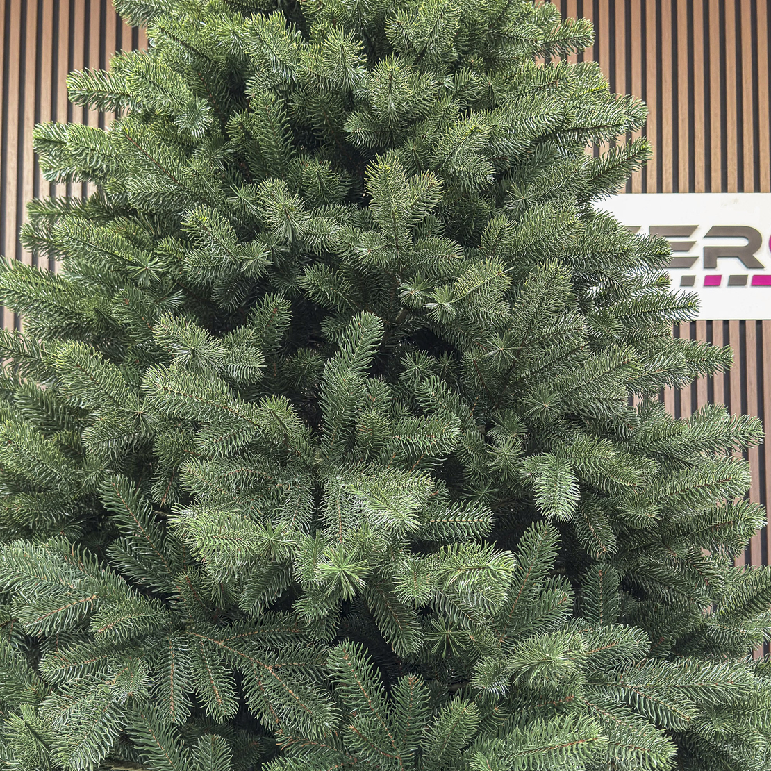 Brad artificial Christmas Deluxe by Sersimo, Versailles Select, integral 3D, 230 cm