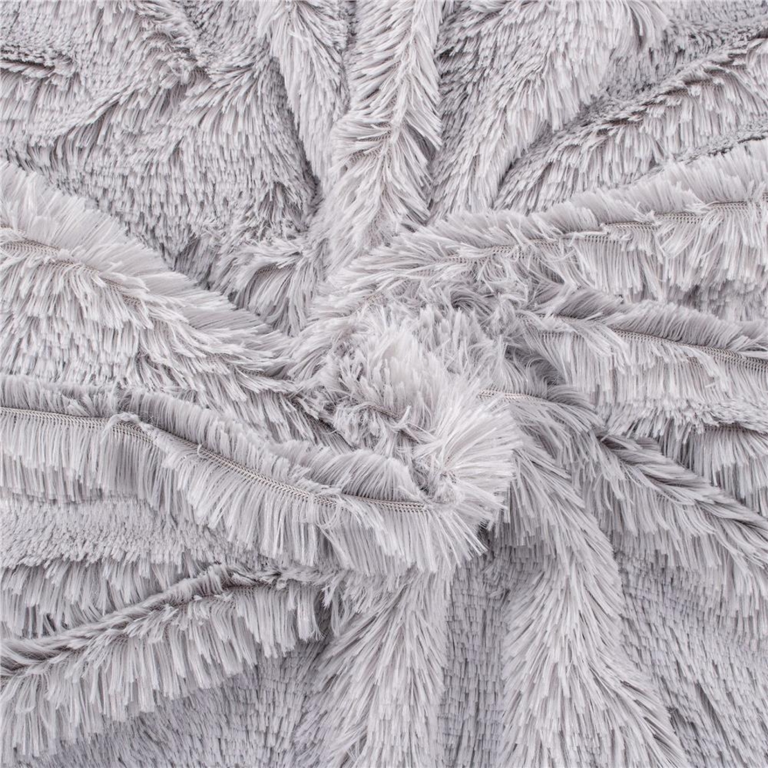 Patura pufoasa si calduroasa pentru 2 persoane, 200x240cm, gri deschis