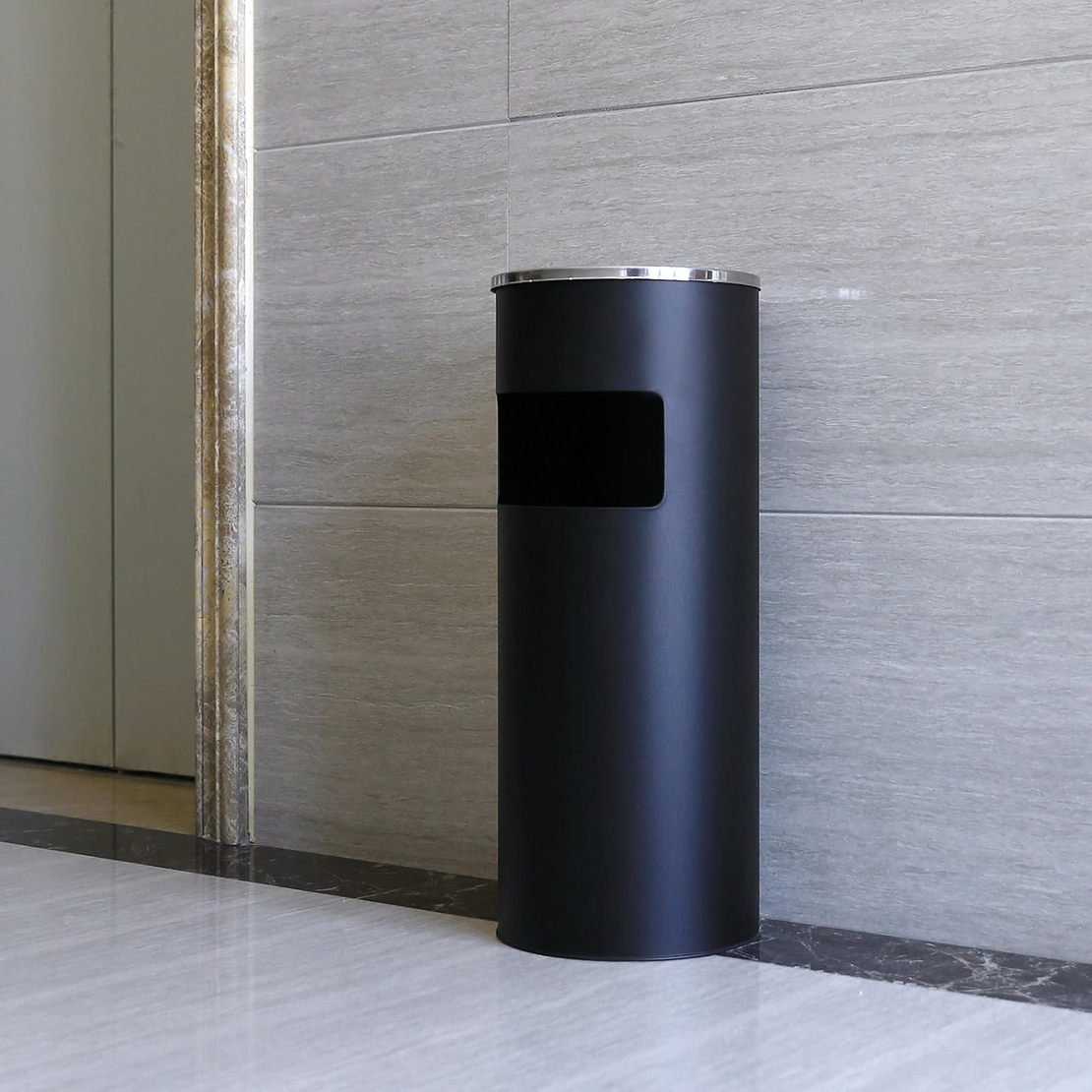 SONGMICS Cos de gunoi cu scumiera pentru exterior, din inox, galeata interioara detasabila, tip stativ, 61x25 cm, negru