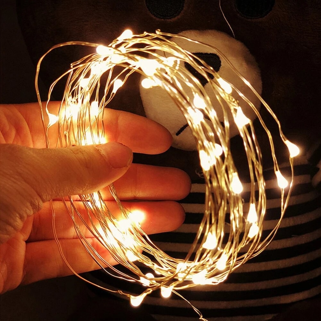 Instalatie de Craciun, Vafy, Decoratiune de Craciun, 50 Beculete LED, cu Baterii si Telecomanda, cu 8 Functii, Lungime 5 m, Alb Cald