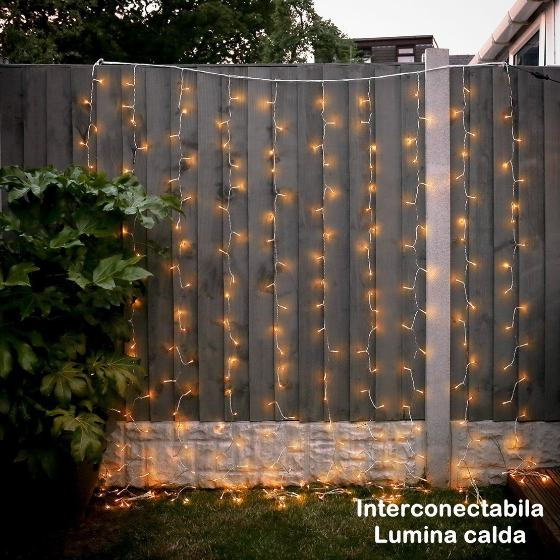 Instalatie Craciun, Tip Perdea, 1 m x 1 m, 60 LED-uri, Alb Cald, Controler, 8 jocuri de lumini, Interconectabila, Fir transparent, Interior/ Exterior, Vafy