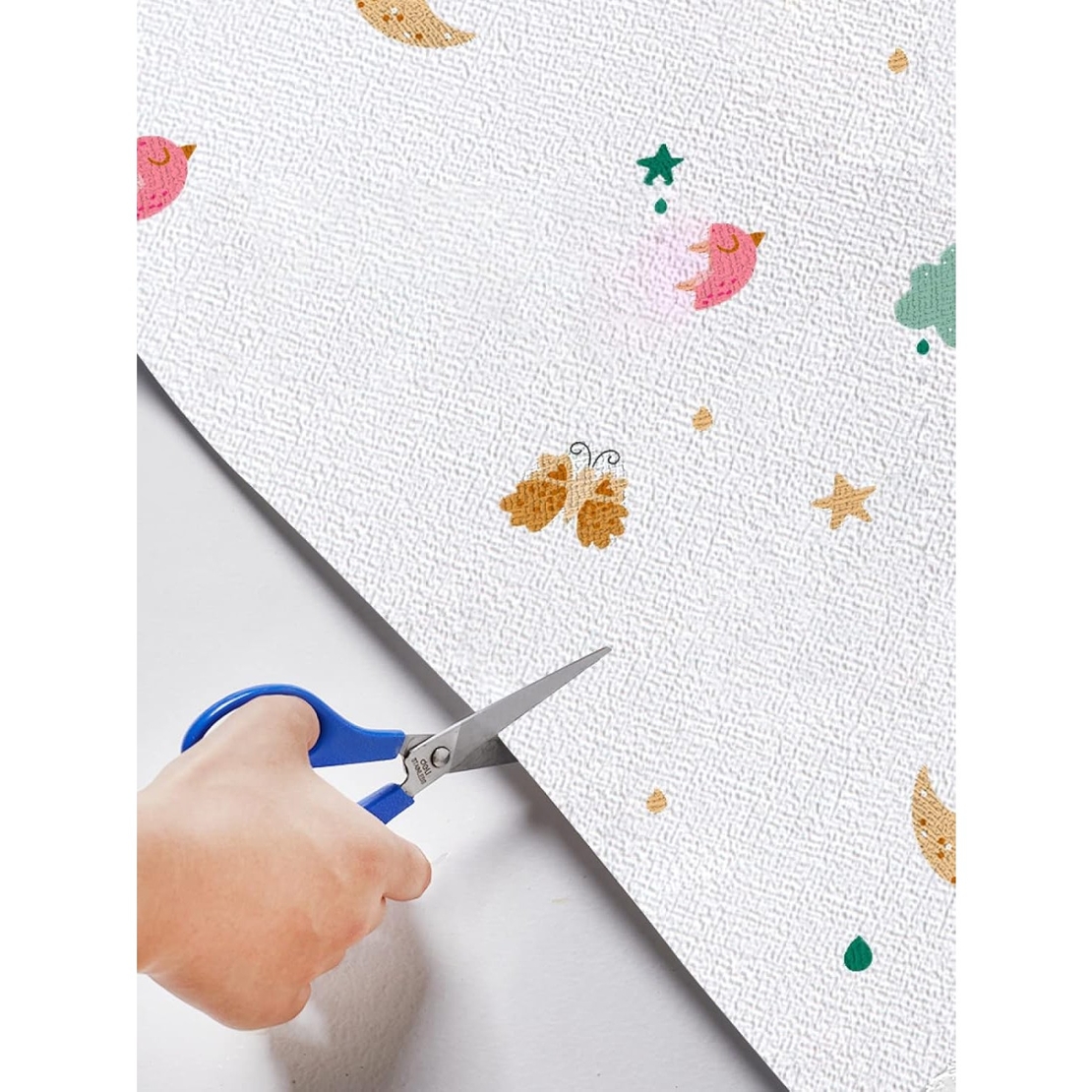 Rola Autoadeziva pentru Perete, Vafy, din Panza, 10 m, Rezistenta la Umezeala, 2.5 mm Grosime, Model Girafa si Elefant, Multicolor