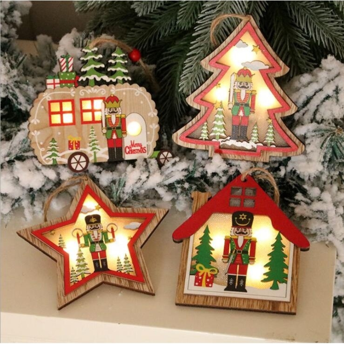 Ornament de Brad, Flippy, cu Lumini LED, din Lemn, Figurina Spargatorul de Nuci, Model Stea, Multicolor