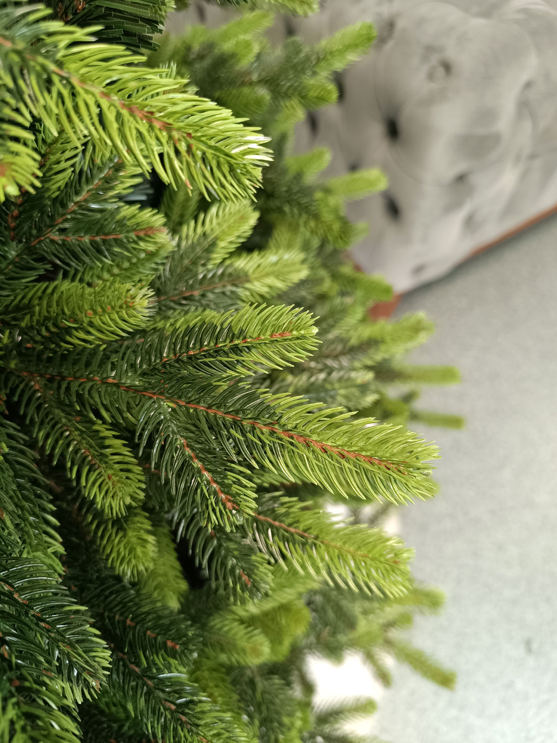 Brad artificial Christmas Deluxe by Sersimo, Carpati cu varfuri verzi, 2D+3D, 250cm