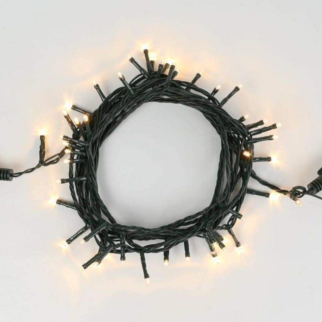 Instalatie Craciun liniara, cu transformator 31V, 32 m, Alb Rece, 320 LED-uri V5, 8 jocuri de lumini, fir verde, Vafy