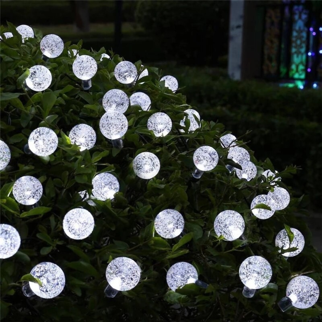 Instalatie Craciun, Tip Globuri de cristal, 30 Led-uri, 6.5 metri, Alb rece, Energie solara, Senzor de lumina, Vafy