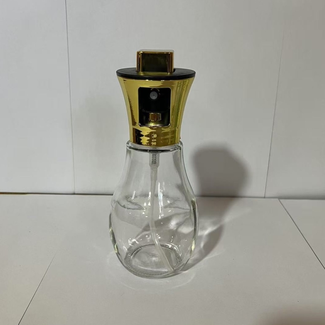 Sticla de ulei cu Pulverizator, Vafy, Sticla pentru Lichide de Bucatarie, Otet, Sos, 16.7 x 5.2 cm, Volum 200 ml, Gold