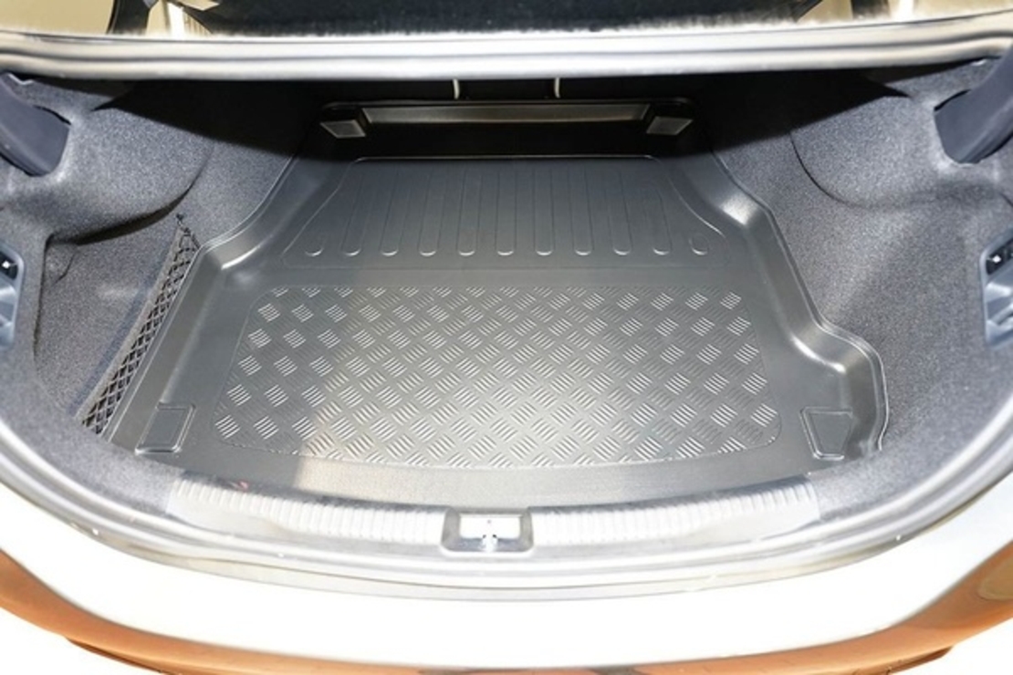 Tavita de portbagaj Mercedes clasa C W206, anul de fabricatie 06.2021 - prezent, caroserie Sedan