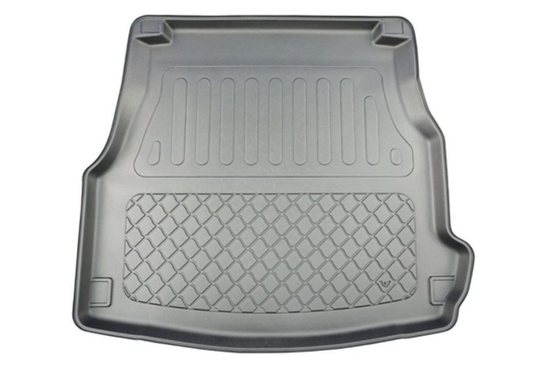 Tavita de portbagaj Mercedes C-class W206, anul de fabricatie 06.2021 - prezent, caroserie Sedan