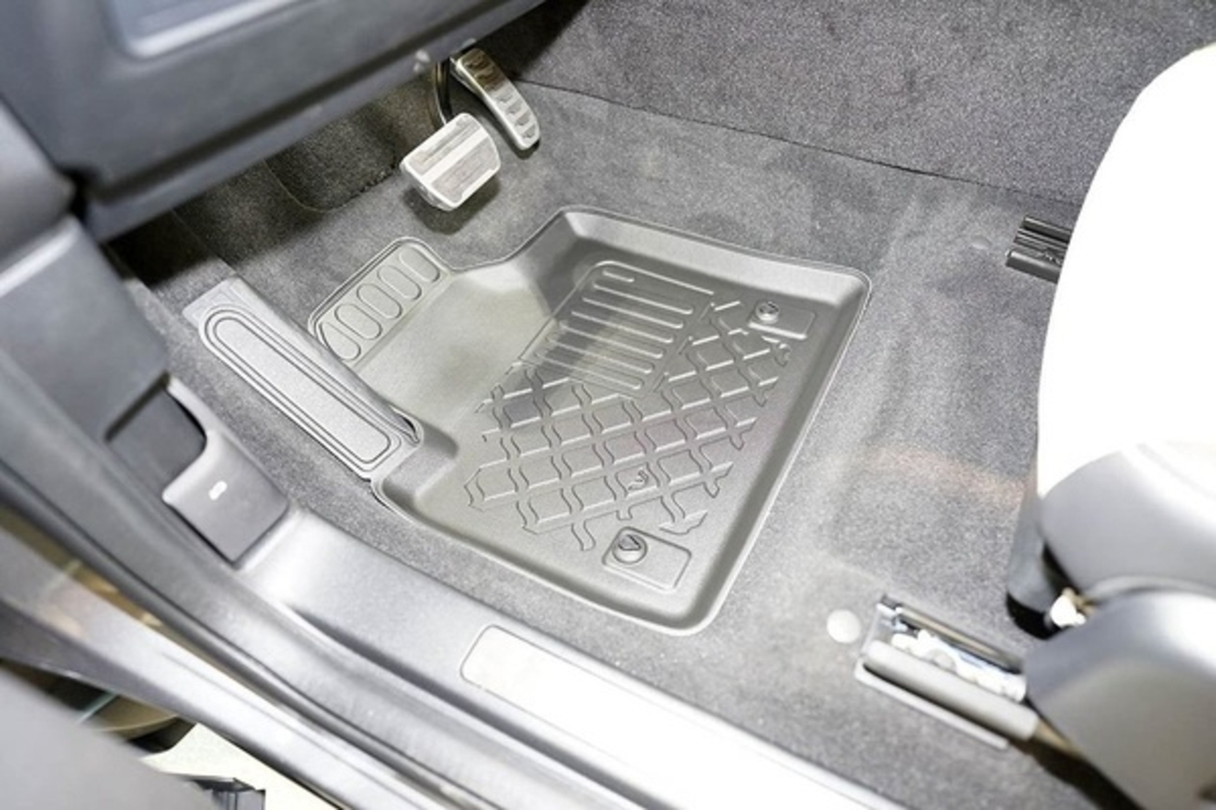 Covorase tip tavita Land Rover Discovery Sport Plug-in Hybrid, anul de fabricatie 04.2020-prezent, caroserie SUV