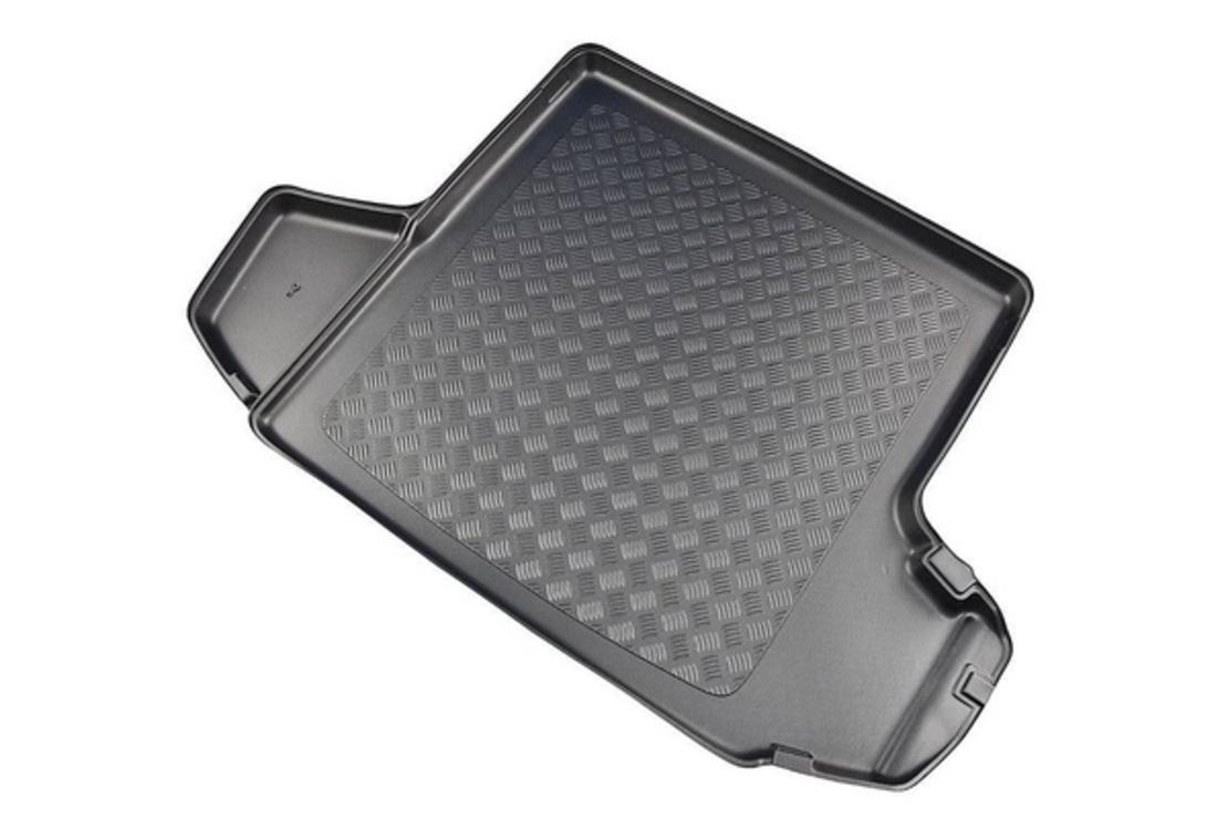 Tavita portbagaj Skoda Octavia III caroserie combi fabricatie 2013 - prezent (portbagaj superior, pentru varianta cu subwoofer)