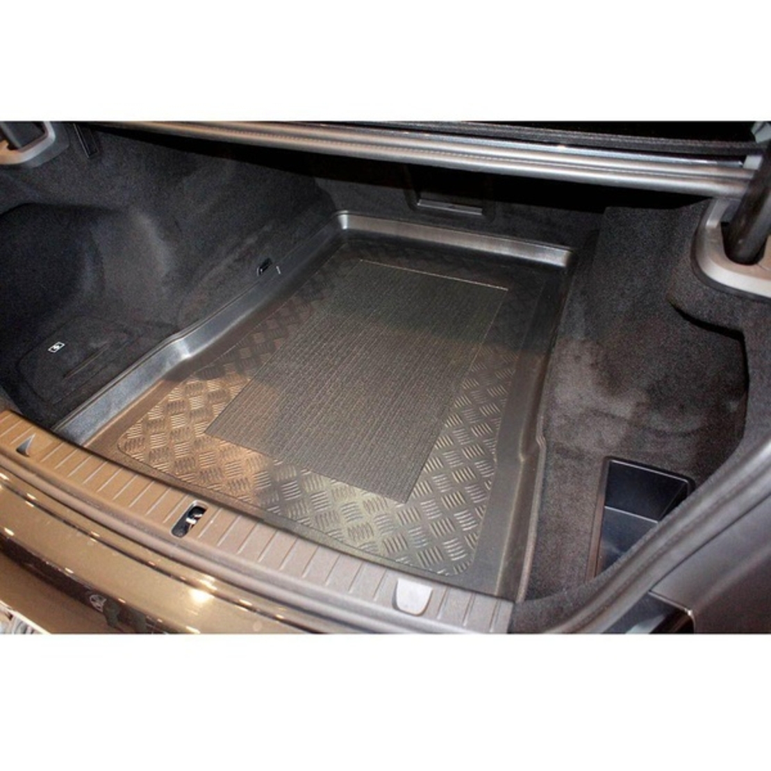 TAVITA DE PORTBAGAJ BMW SERIA 7 G12, CAROSERIE SEDAN, FABRICATIE 10.2015 - PREZENT, AMPATAMENT LUNG