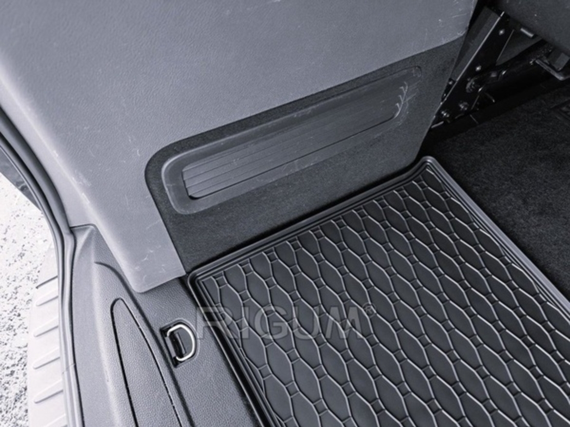 Tavita de portbagaj Ford Tourneo Custom, anul de fabricatie 2018-prezent, caroserie Van