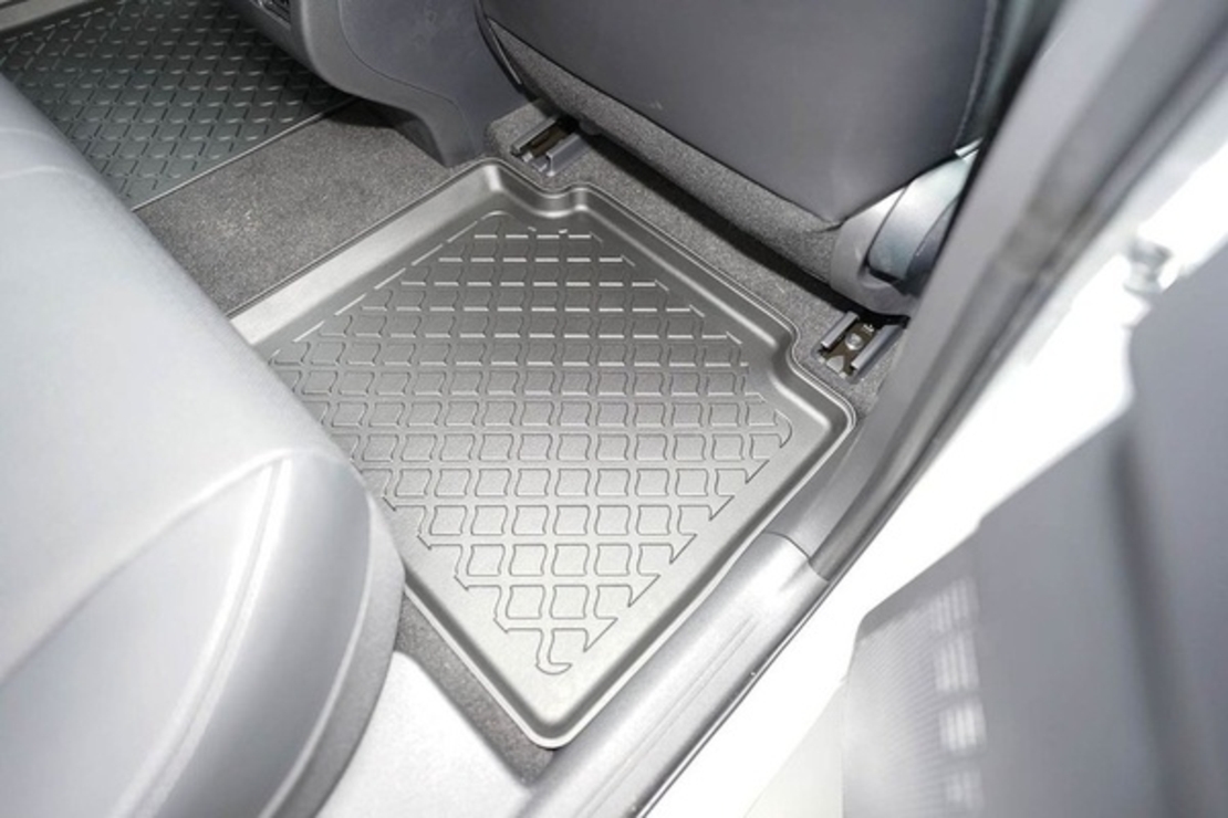 Covorase auto tip tavita Lexus RZ 450e fabricatie 03.2023 - prezent, caroserie suv