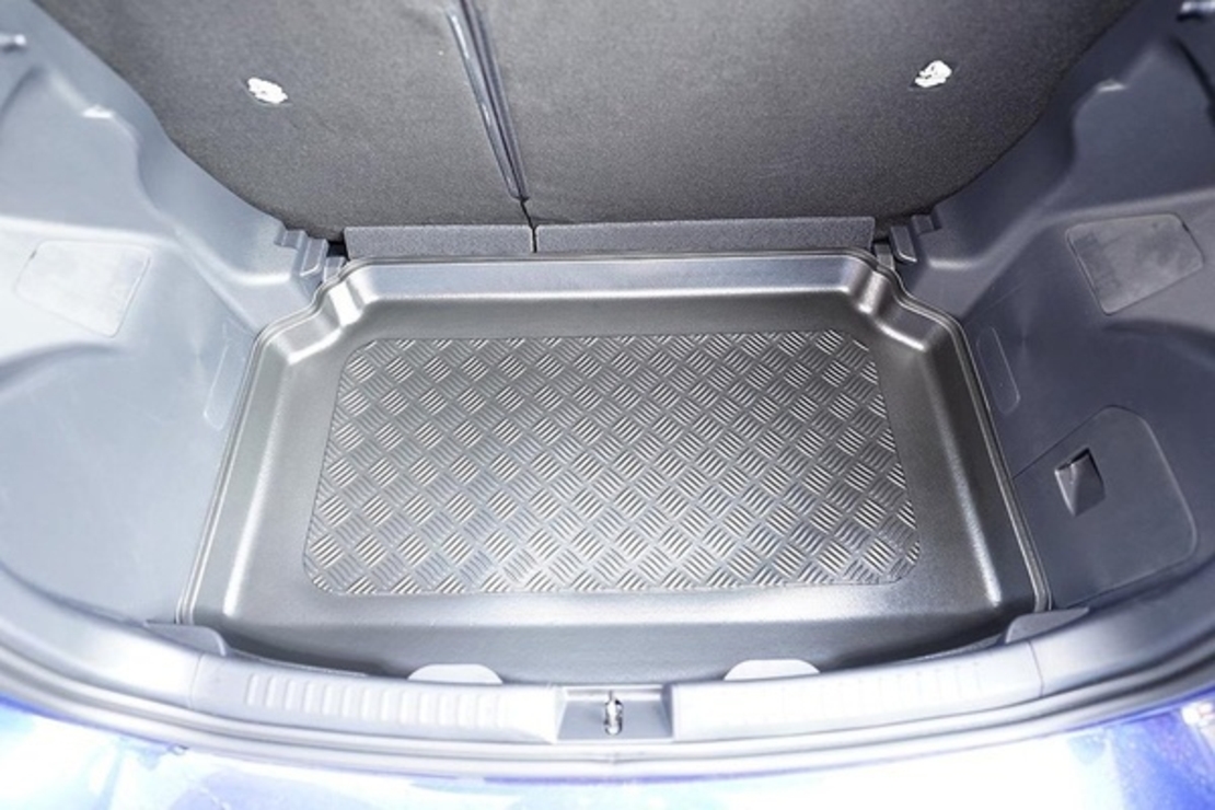 Tavita portbagaj Toyota Yaris IV Hybrid, fabricatie 09.2020 - prezent (portbagaj mai jos)