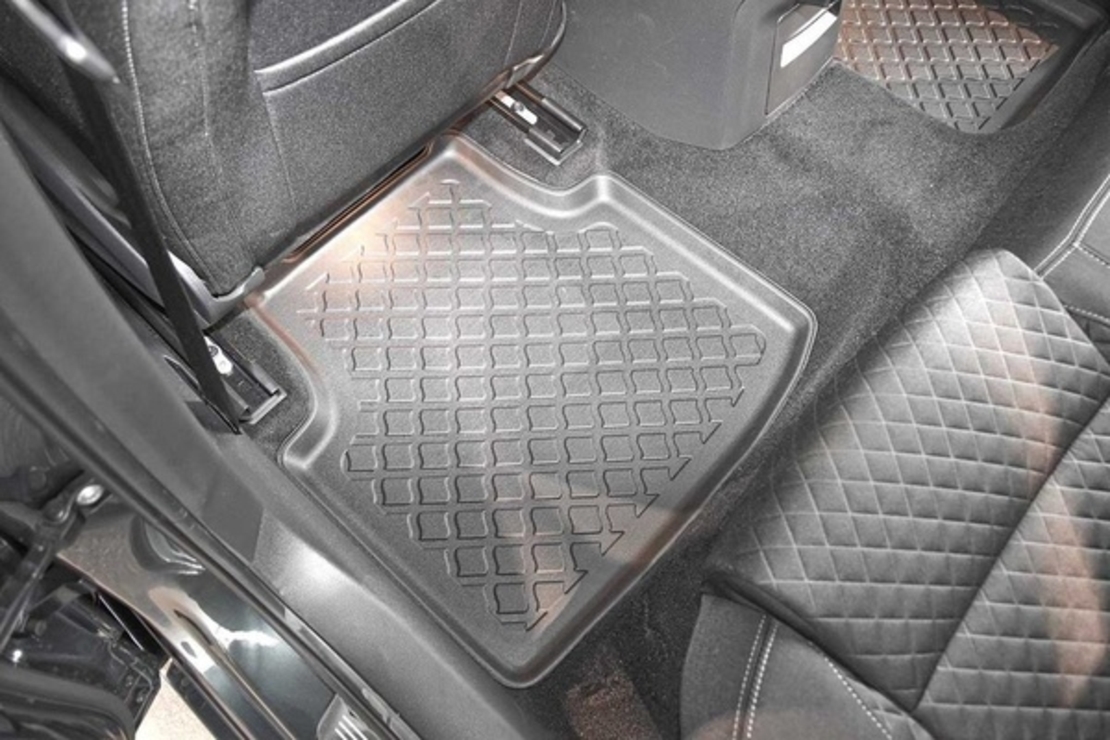 Covorase auto tip tavita Skoda Superb III fabricatie 2013 - prezent