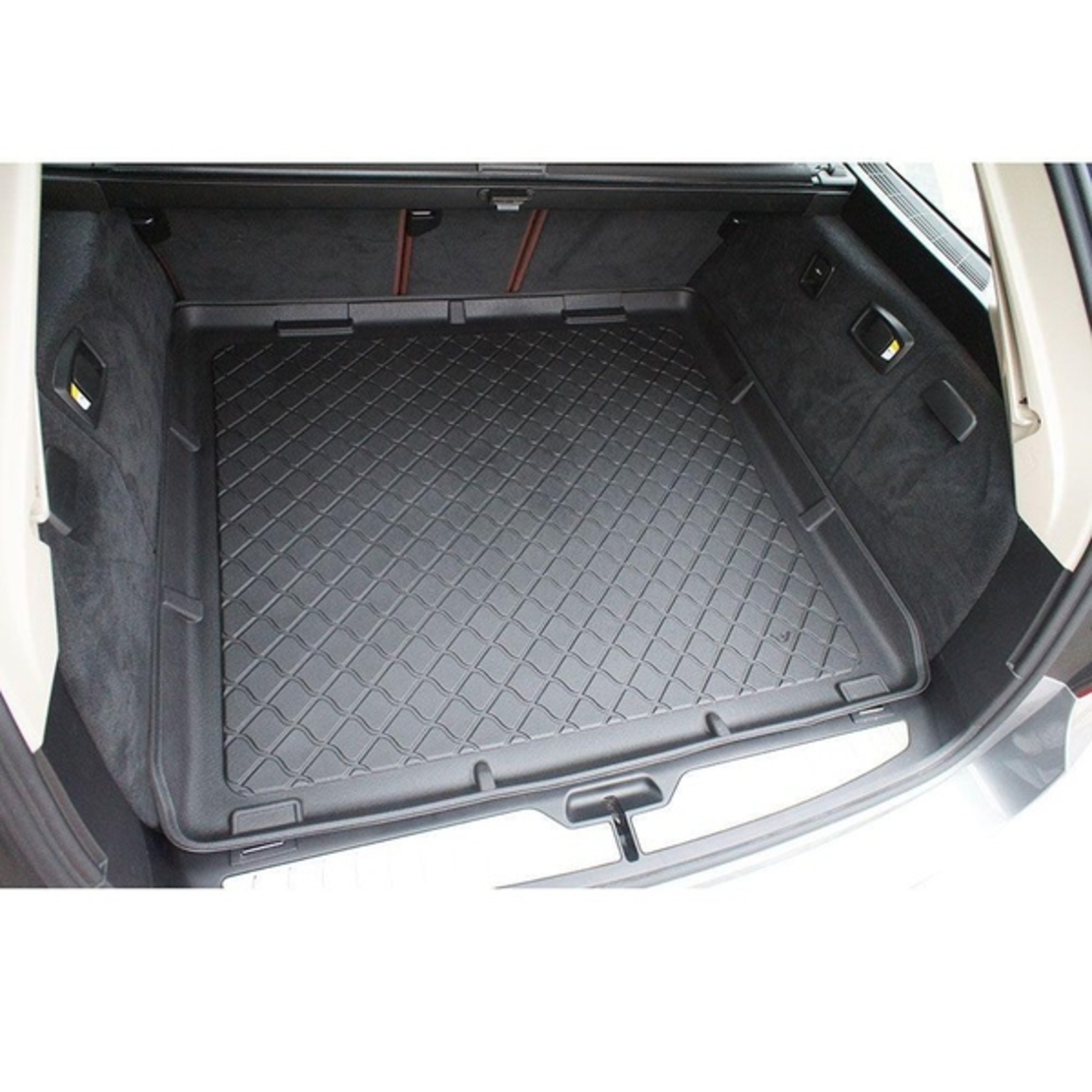 Tavita portbagaj BMW Seria 5 F11 caroserie combi fabricatie 03.2010 - 2017