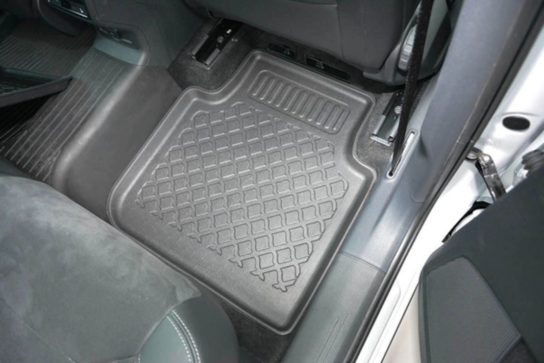 Covorase auto tip tavita VW Tiguan Allspace fabricatie 2017 - prezent