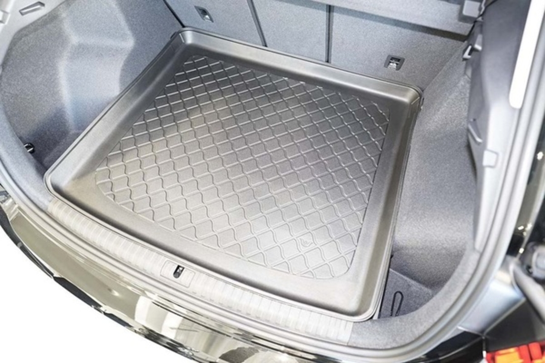Tavita portbagaj Audi Q3 fabricatie 08.2018 - prezent (cu portbagaj superior )