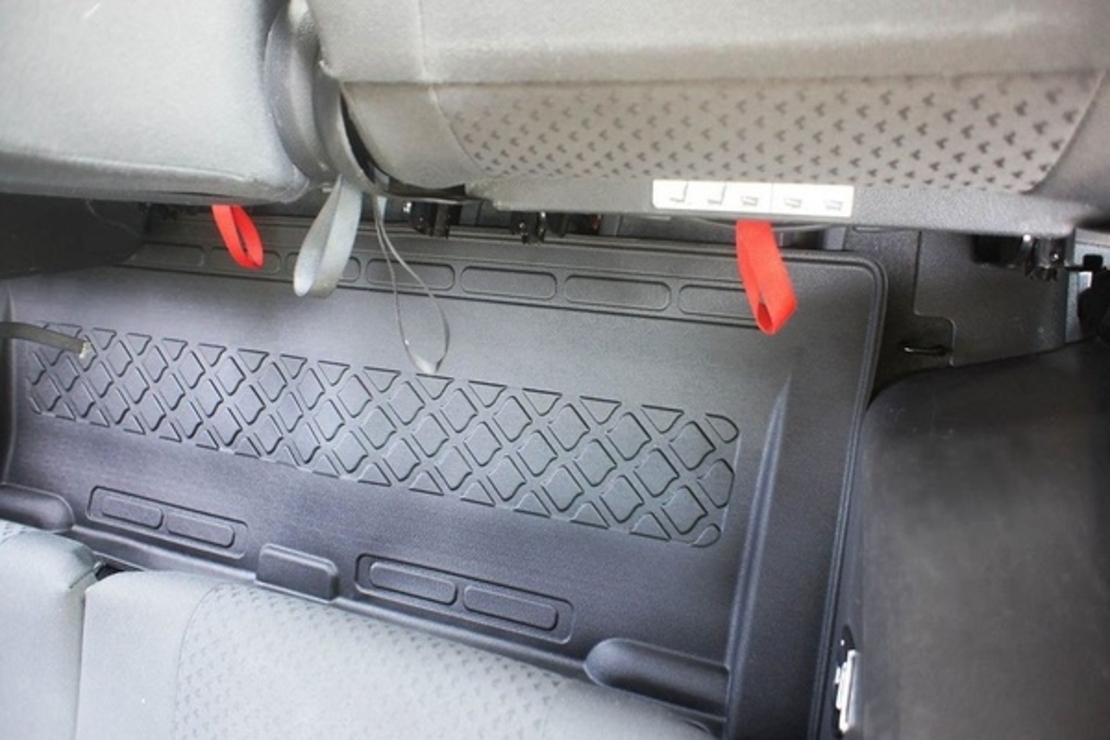Covorase auto tip tavita 692551