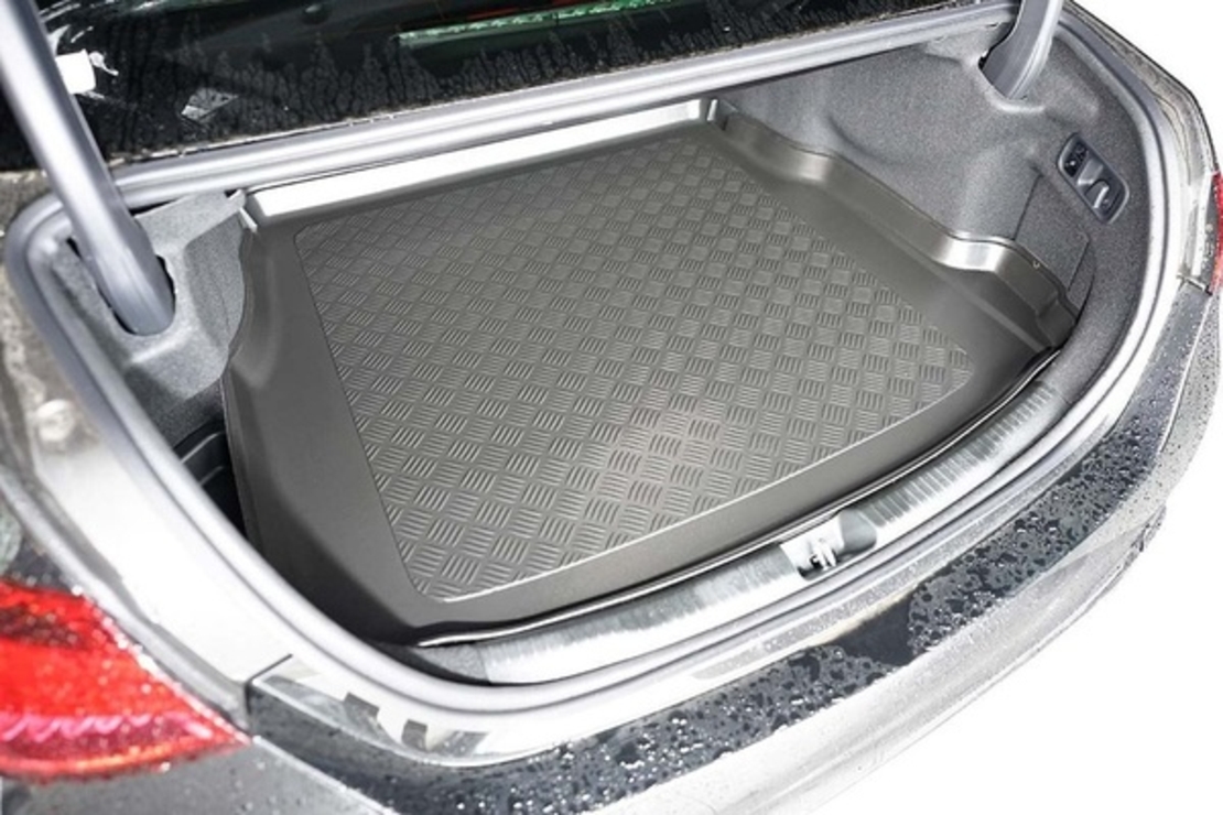 Tavita de portbagaj Mercedes Clasa C W 206 Plug-in Hybrid, an de fabricatie 06.2021-prezent, caroserie SUV