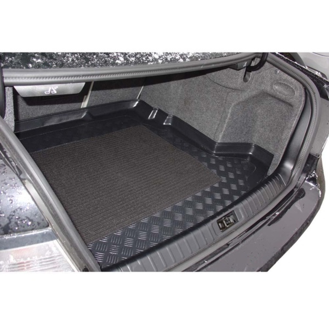 Tavita portbagaj Saab 9-3 caroserie sedan fabricatie 2002 - 2014 (cu sistem audio in portbagaj)