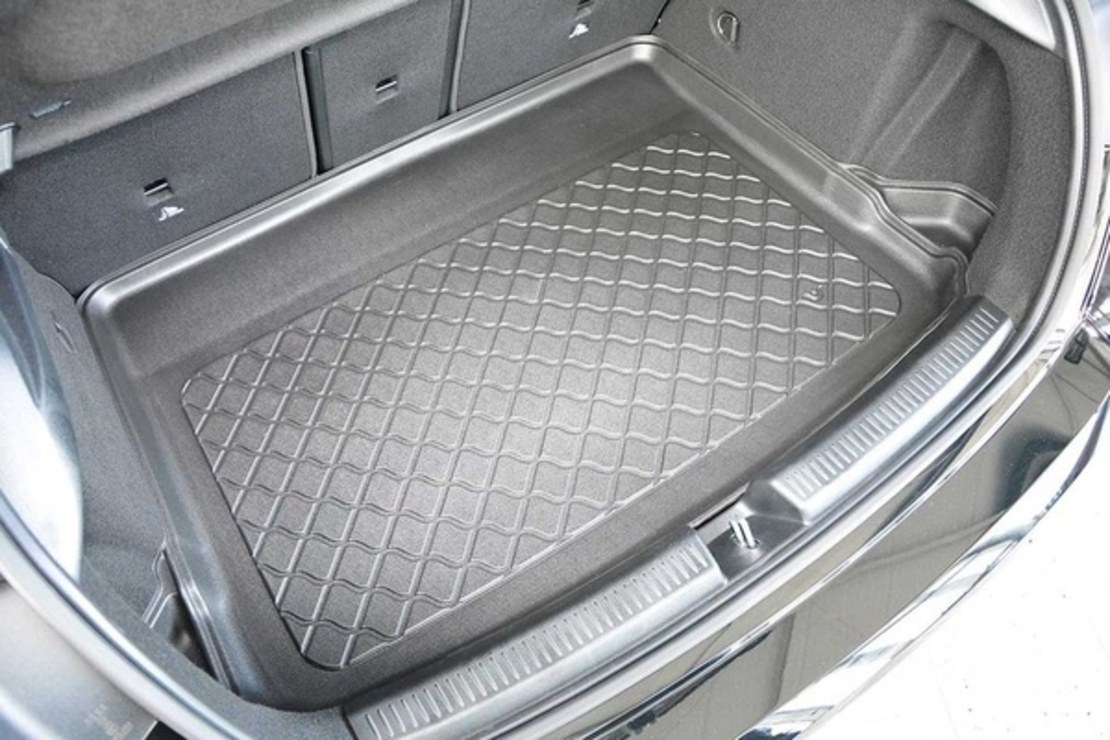 Tavita de portbagaj Mercedes Clasa A W177, caroserie hatchback, fabricatie 05.2018-prezent