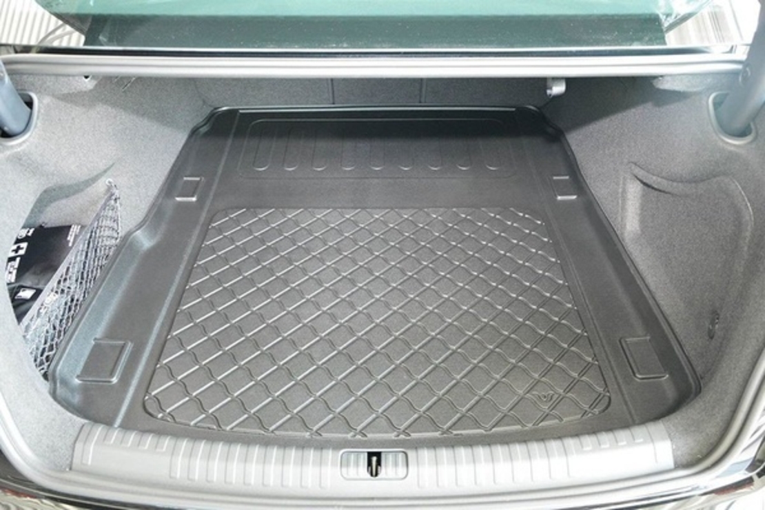 Tavita portbagaj Audi A6 (C8) caroserie sedan fabricatie 06.2018 - prezent