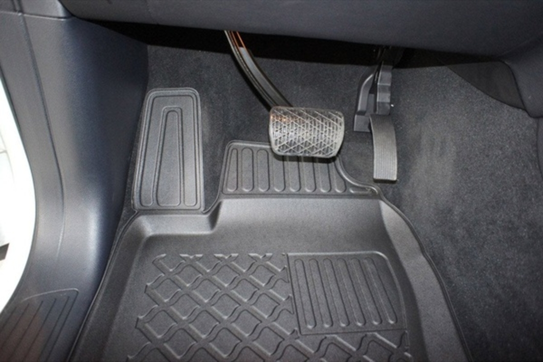 Covorase tip tavita Mercedes Clasa M W166, caroserie SUV, fabricatie 11.2011 - 05.2015