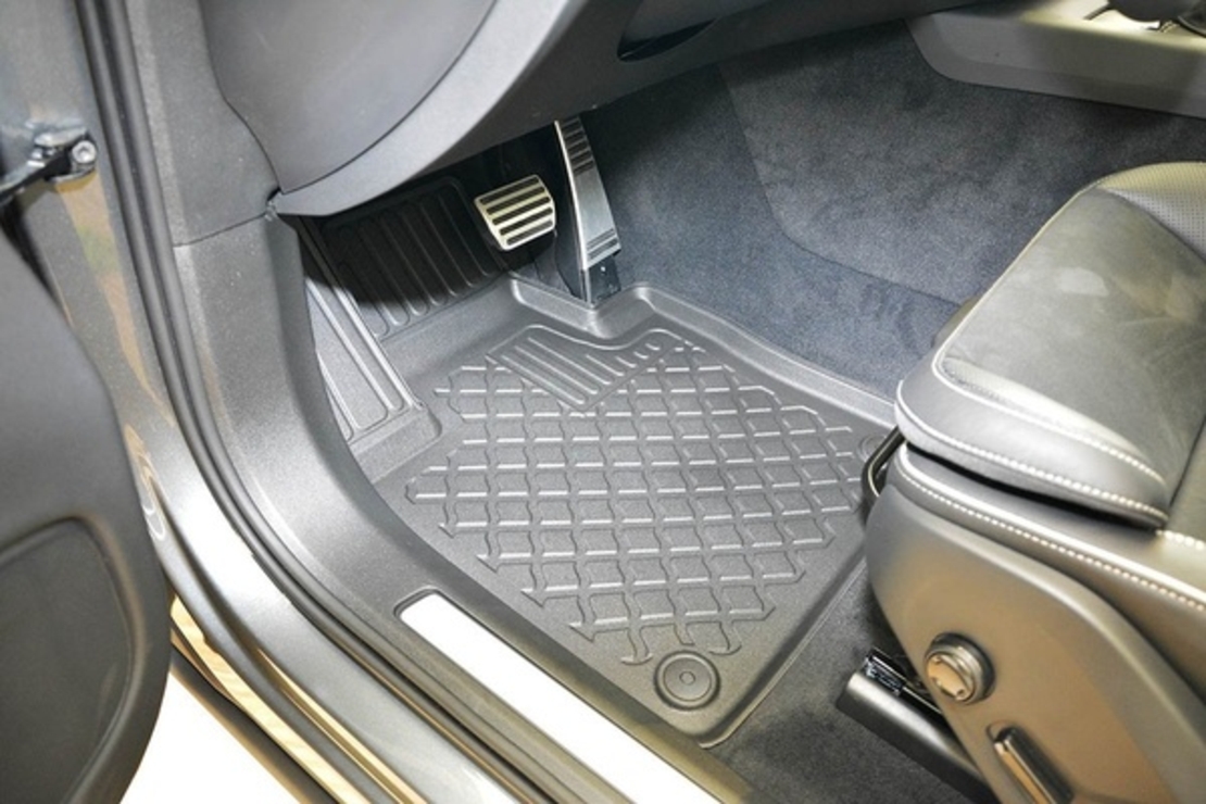 Covorase auto tip tavita Volvo XC60 fabricatie 2017 - prezent Aristar