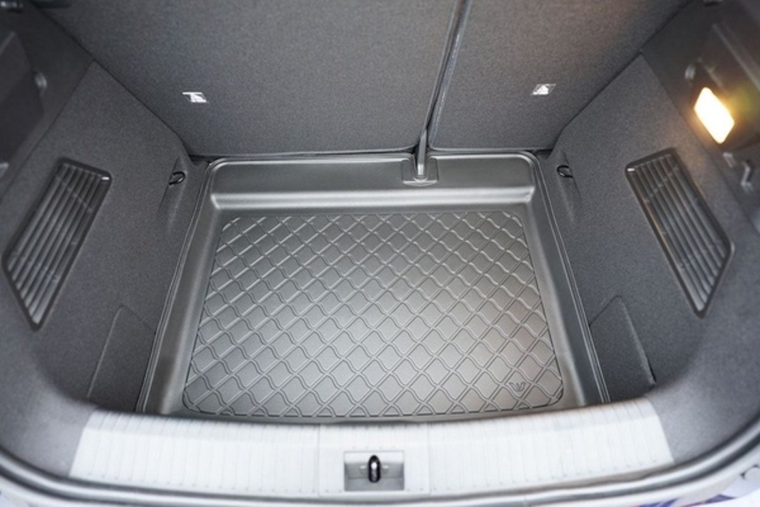 Tavita portbagaj Renault Megane caroserie sedan fabricatie 1995 - 2001