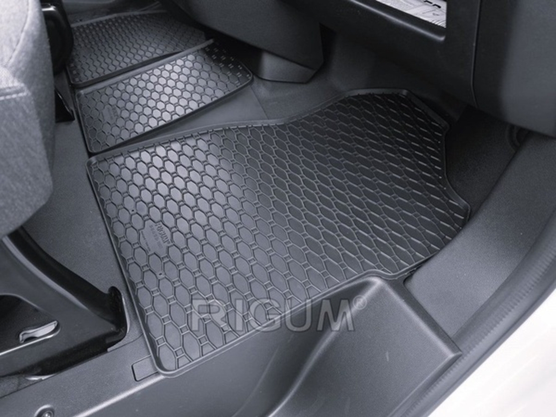 Covorase auto Renault Master IV, fabricatie 10.2024 - prezent, caroserie van, 3 locuri