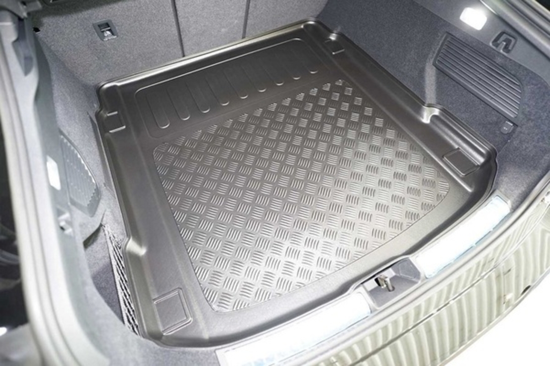 Tavita portbagaj Audi A5 III MHEV, fabricatie 10.2024 - prezent, caroserie sedan/combi