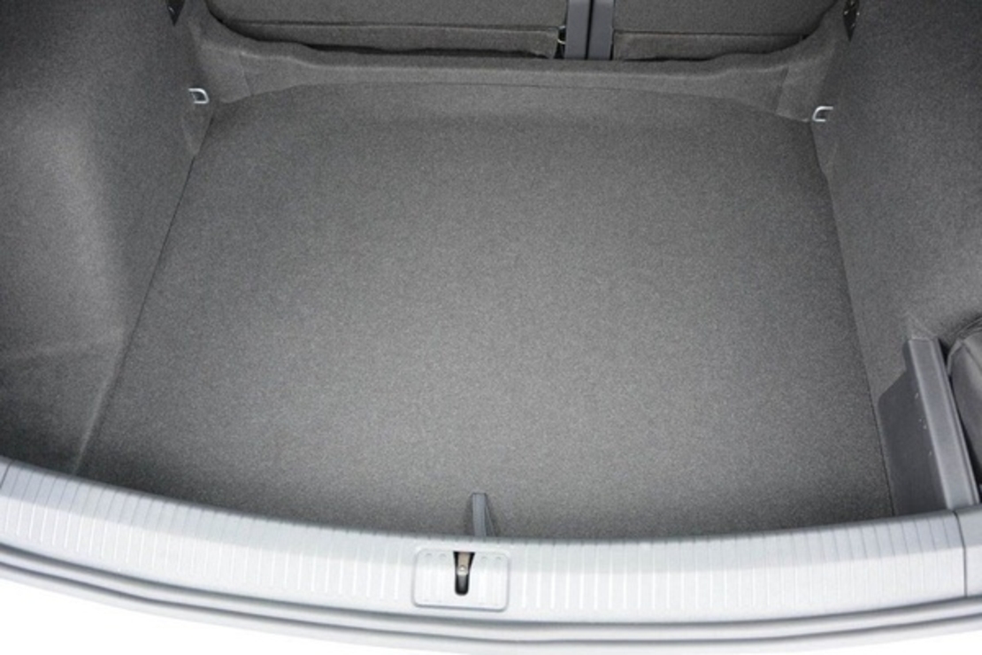 Tavita portbagaj Volkswagen Tiguan fabricatie 2016 - prezent (portbagaj inferior) GRD
