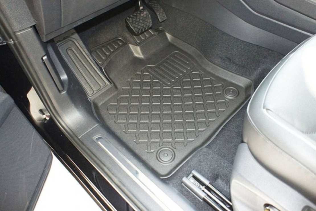 Covorase auto tip tavita VW Tiguan fabricatie 04.2016 - prezent