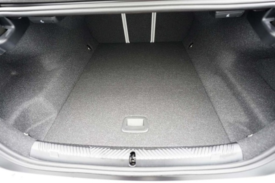 Tavita portbagaj BMW i5 G60, fabricatie 10.2023 - prezent, caroserie sedan
