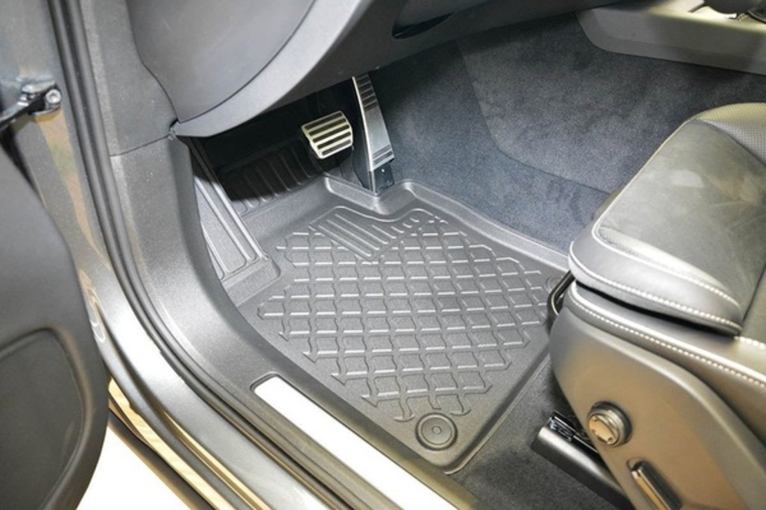 Covorase auto tip tavita Volvo XC60 fabricatie 2017 - prezent Aristar