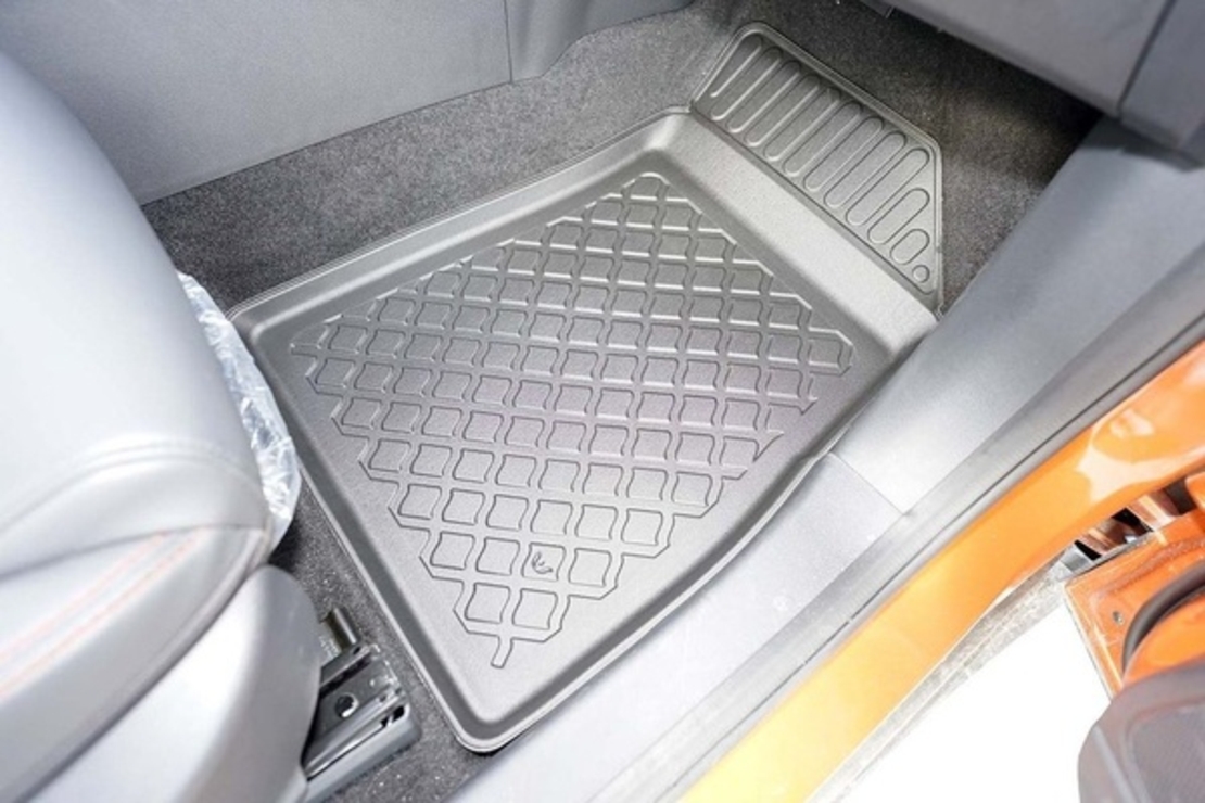 Covorase tip Tavita, MG ZS, Fabricatie 2022-Prezent, Caroserie SUV
