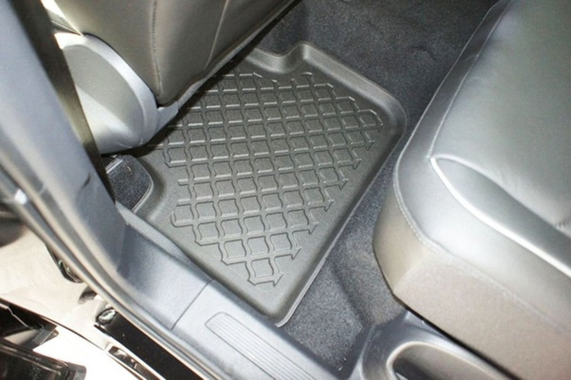 Covorase auto tip tavita VW Tiguan fabricatie 04.2016 - prezent
