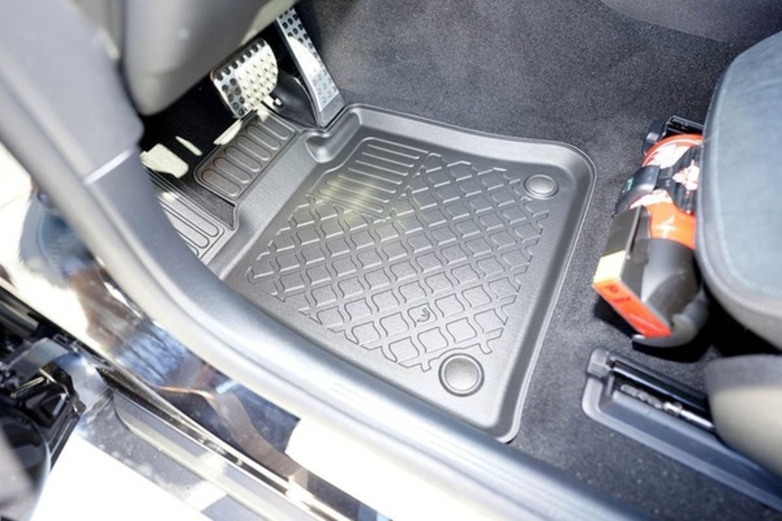 Covorase tip tavita Mercedes GLC-Class (x254), anul de fabricatie 07.2022-prezent, caroserie SUV