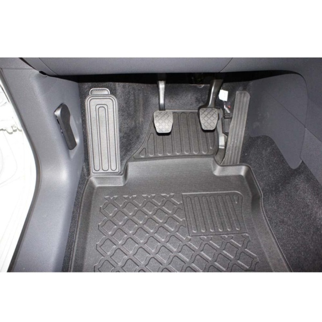 Covorase tip tavita Volkswagen Caddy, fabricatie 2004 - 10.2020, caroserie van