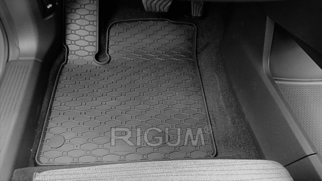 Tavita de portbagaj MERCEDES E-Klasse, anul de fabricatie 2016 - , caroserie Sedan