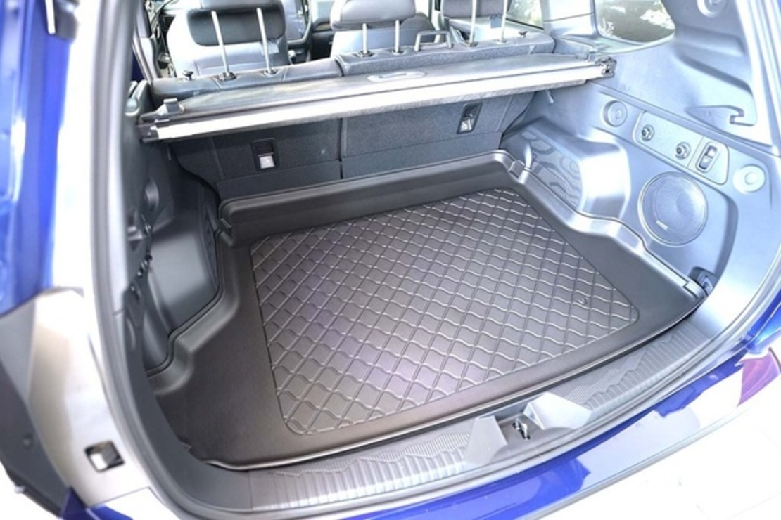 Tavita portbagaj Subaru Forester VI e-Boxer, fabricatie 11.2024 - prezent, caroserie suv, cu/fara subwoofer, ureche detasabila pe dreapta