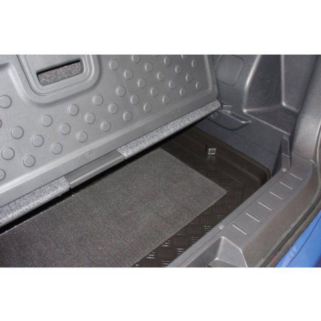 Tavita portbagaj Nissan Note fabricatie 2006 - 09.2013 (portbagaj mai jos)